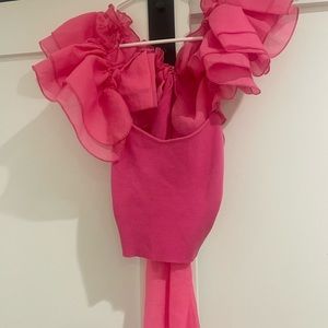 Ruffley pink top urban gap